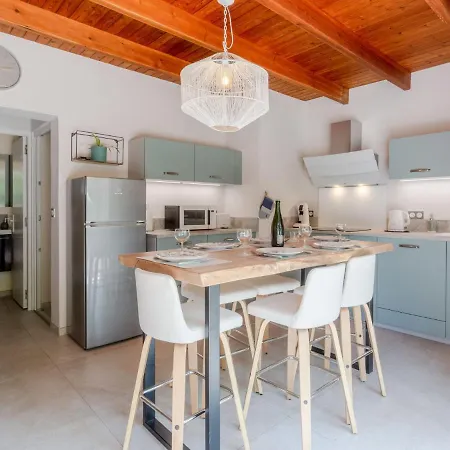 Les Oiseaux By Interhome 펜션 *